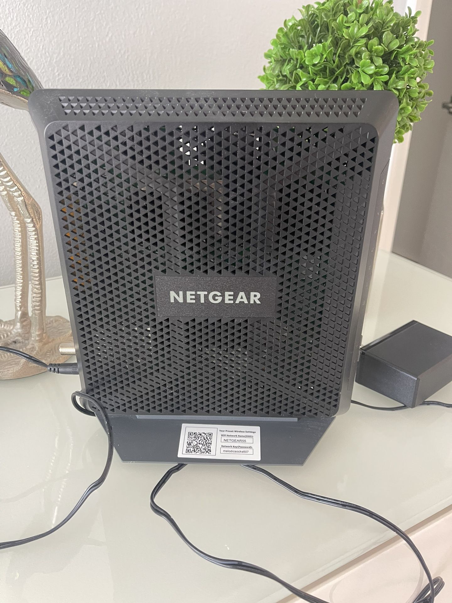 NETGEAR Nighthawk C7000v2 for Sale in Aventura, FL OfferUp