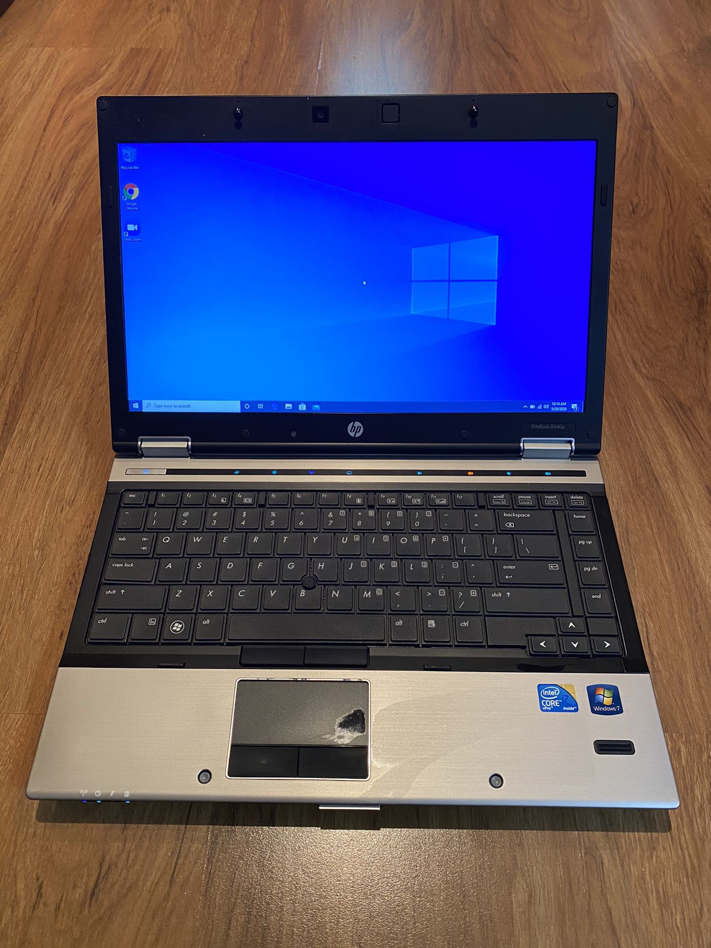 HP EliteBook 8440p core i7 8GB Ram 500GB Hard Drive 14.1 inch Screen Windows 10 Pro Laptop with charger in Excellent Working condition!!!!!!!