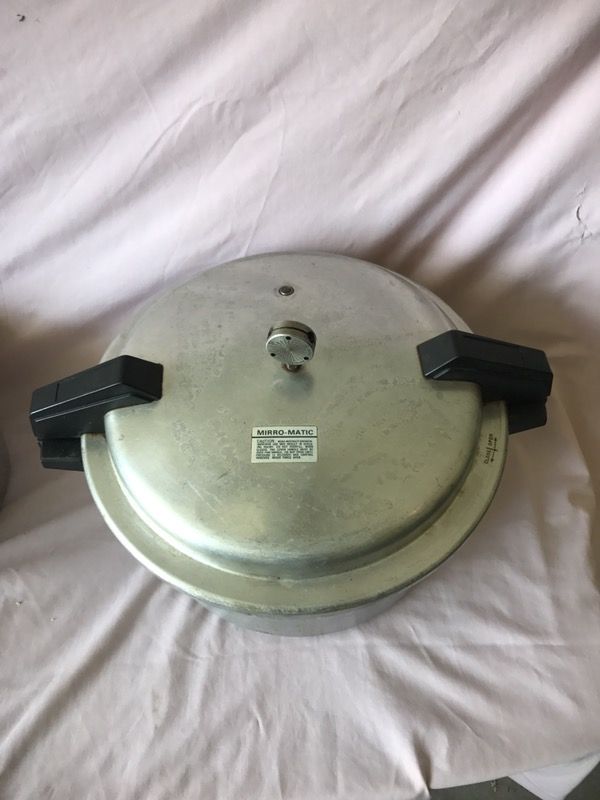 Miro-Matic Pressure Cooker