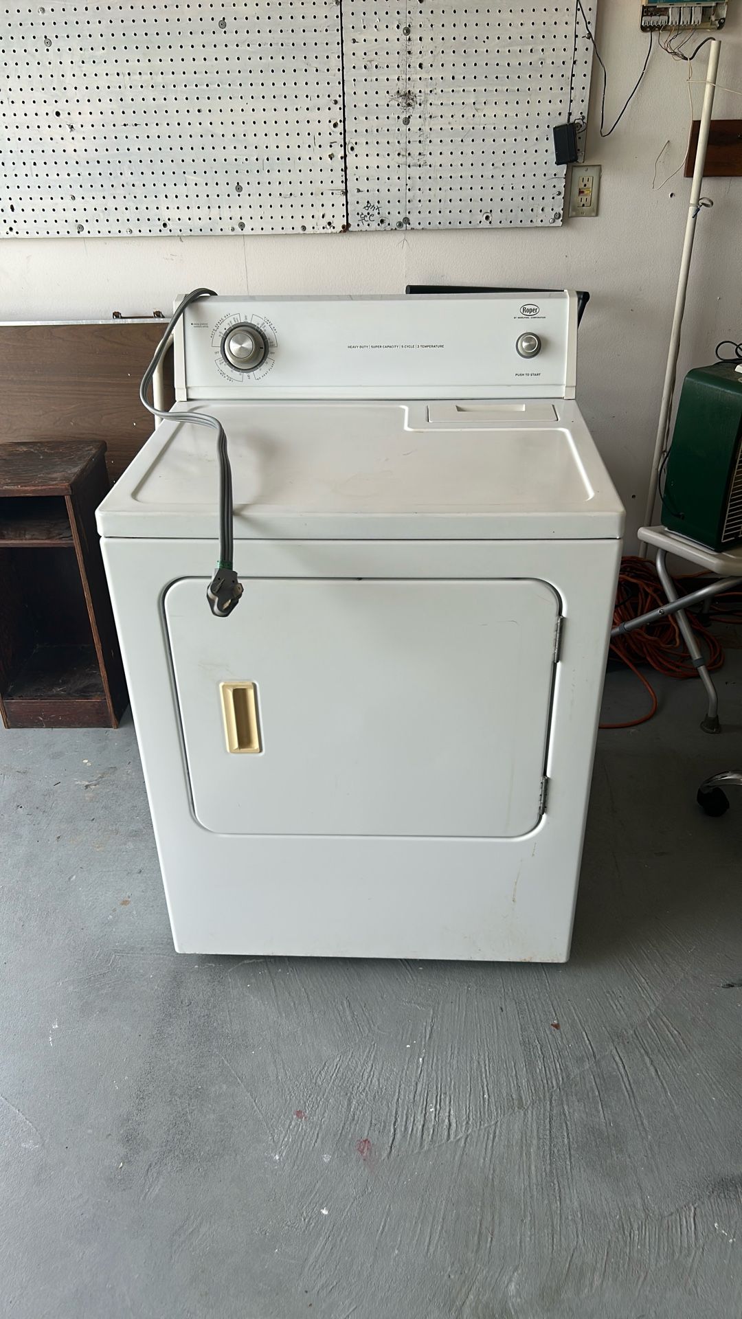 Electric dryer