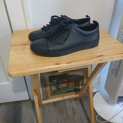 Hugo boss men 9.5