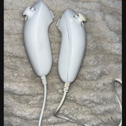 Authentic Nintendo Wii Remotes Controllers $15 Each Or Both For $20 