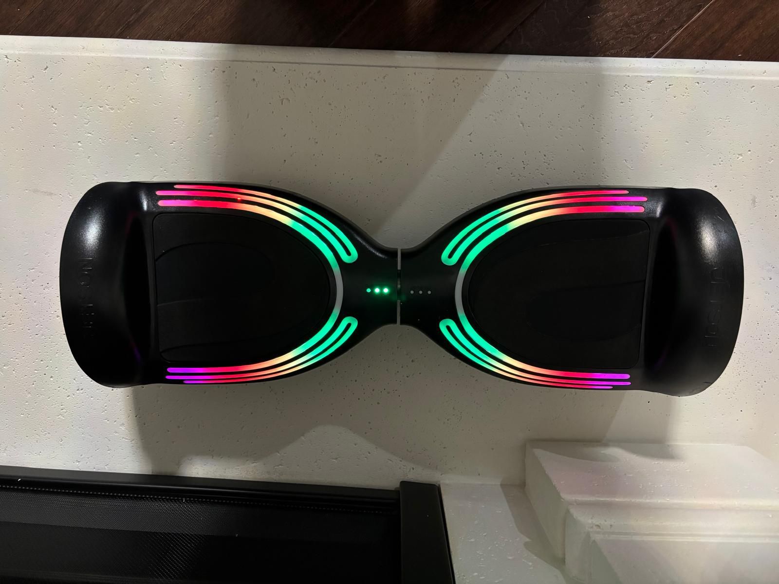 Jetson Hoverboard with Built in Bluetooth Speaker | LED Lights
