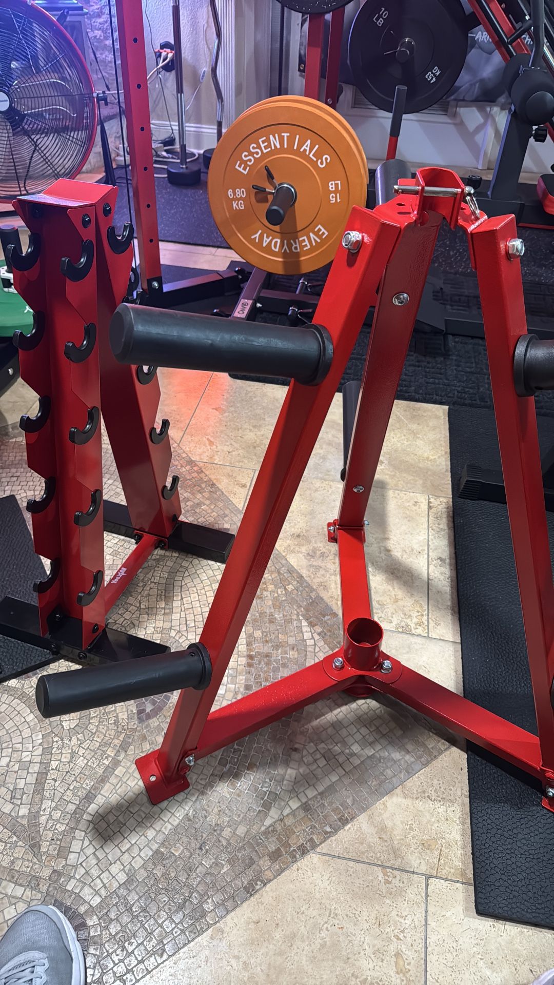 Olympic plate holder, hot collar, red dumbbell holder, hot collar red