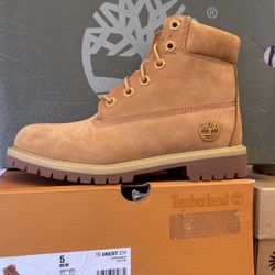 5 M/M  Juniors Premium W/P Timberland Wheat Unbuckle