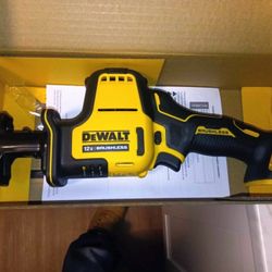 DeWalt 12v saw zaw