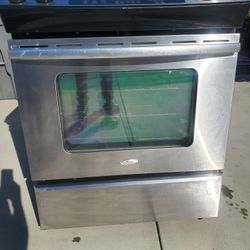 Whirlpool Accubake Top Range Stove