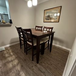 Klaussner Solid Wood Dining Table Set w/ Leaf + 4 Chairs – Cherry Finish