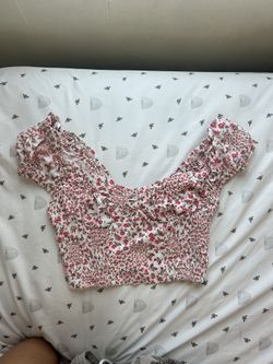 Cute floral crop top