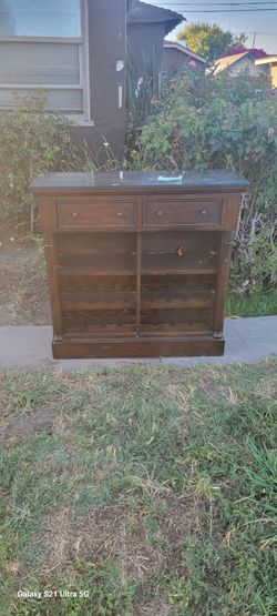 Solid wood granite top bar