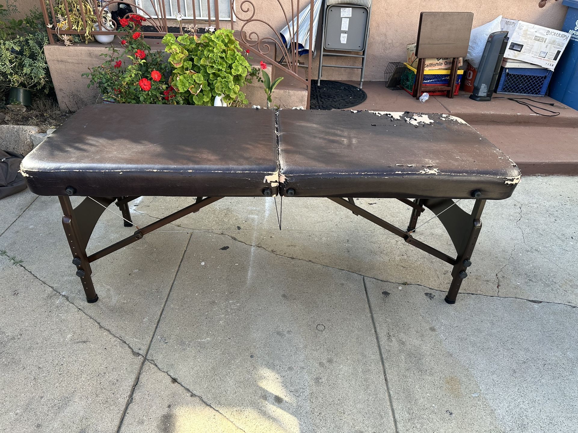 Massage Table In Good Condition With Sheets And Bag For Carrying