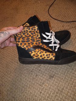 Woman Wedge Vans Size 8