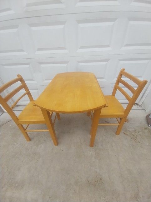 Small Table And 2 Chairs