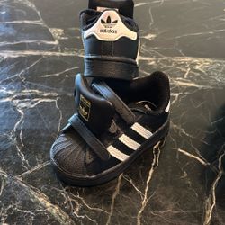 Baby Adidas Superstar Shell Tops (Size 4K)