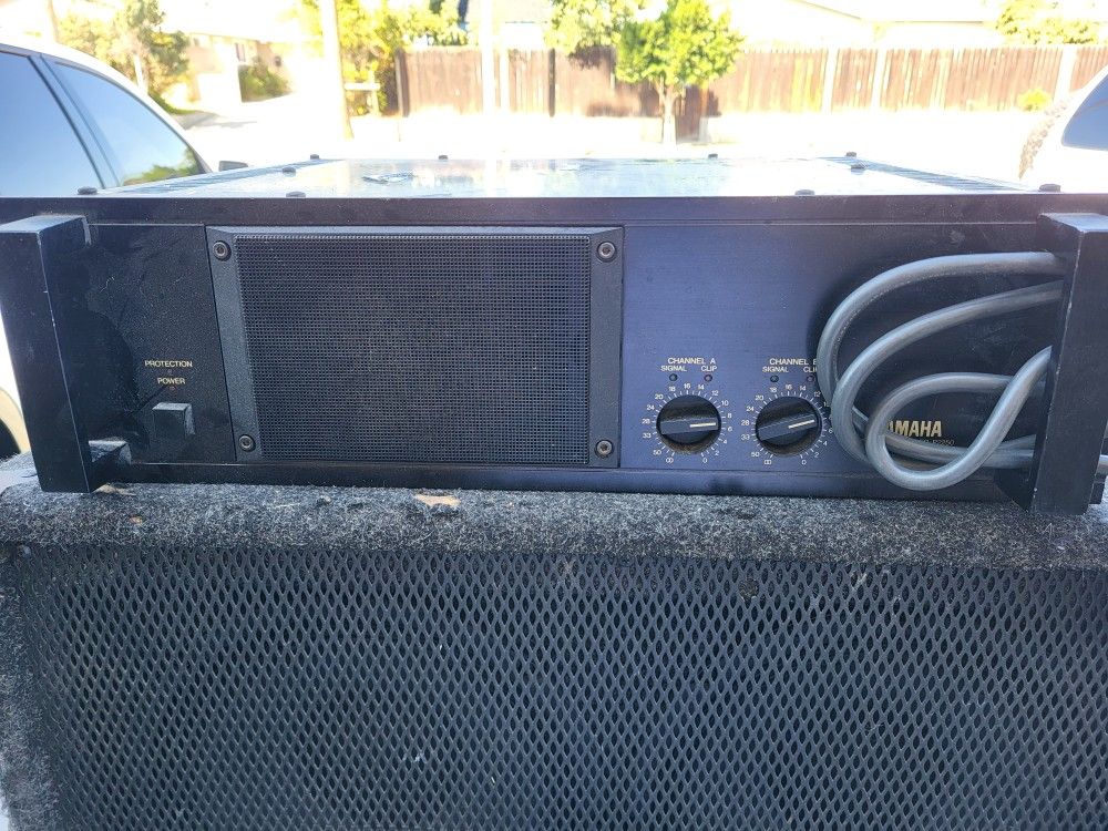 Yamaha Power Amp P2250
