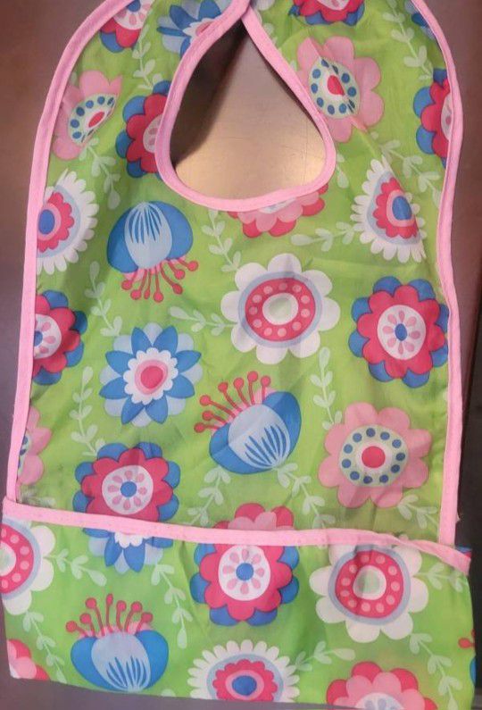 Two Neat Solutions for Children Toddler Baby Bibs

