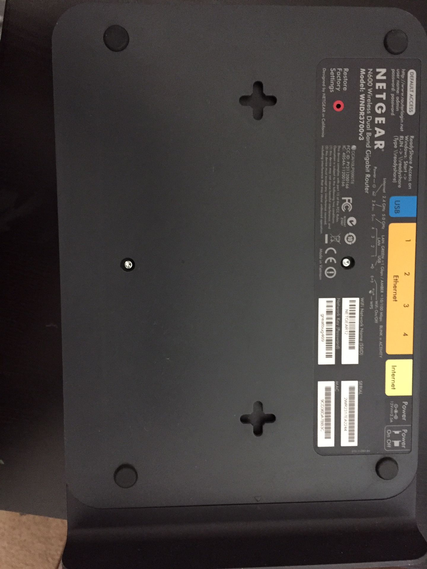 Net gear N600 wireless dual band gigabit router