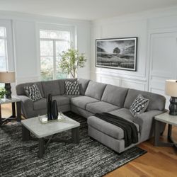 3 piece Gray Sectional Sofa Right or Left Facing Chaise 138x90 Top Stitching Accent Pillows 