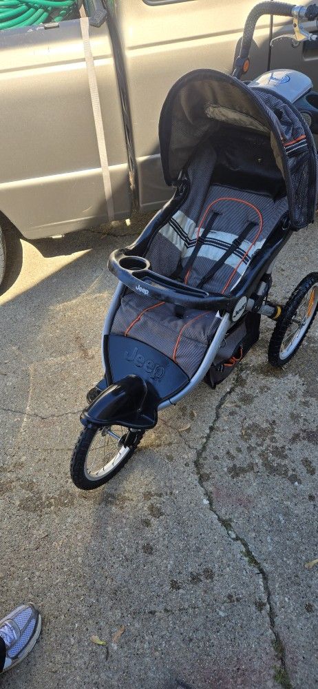 Jeep Joging Stroller