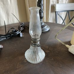 Vintage Lamplight Farms glass oil lamp
