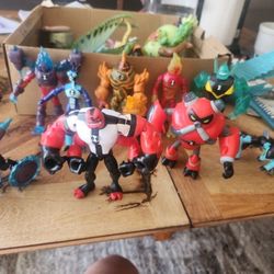 Ben 10 Action Figures