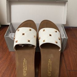 New Stylish Sandal $20