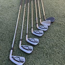 RH Callaway Apex CF16 Iron Set (Missing 6 Iron) + Titleist SM6 52° And 56° Wedges – Great Condition