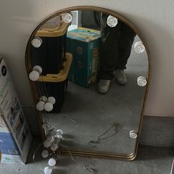Vanity mirror