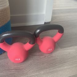 10 LB Kettlebell (Weights)