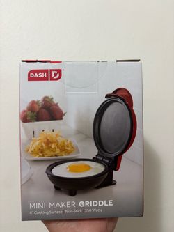 Mini Maker Griddle by Dash