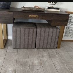 Entry Table Or Desk 