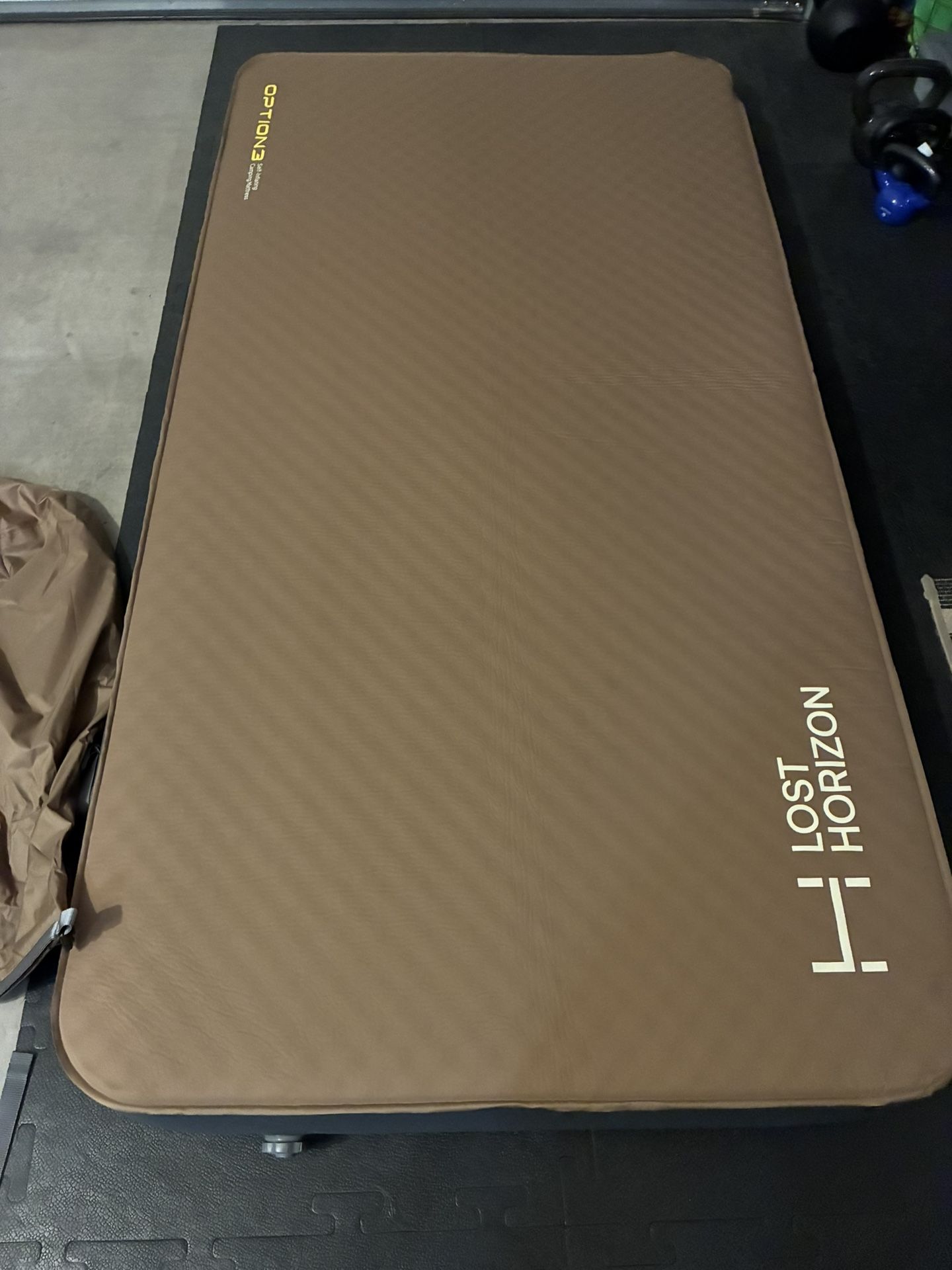 Like New Lost Horizon Self Inflating Sleeping Pad