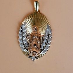 14k Gold virgen de Guadalupe pendant