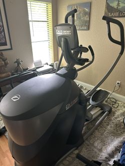 Octane Fitness q47c Elliptical 