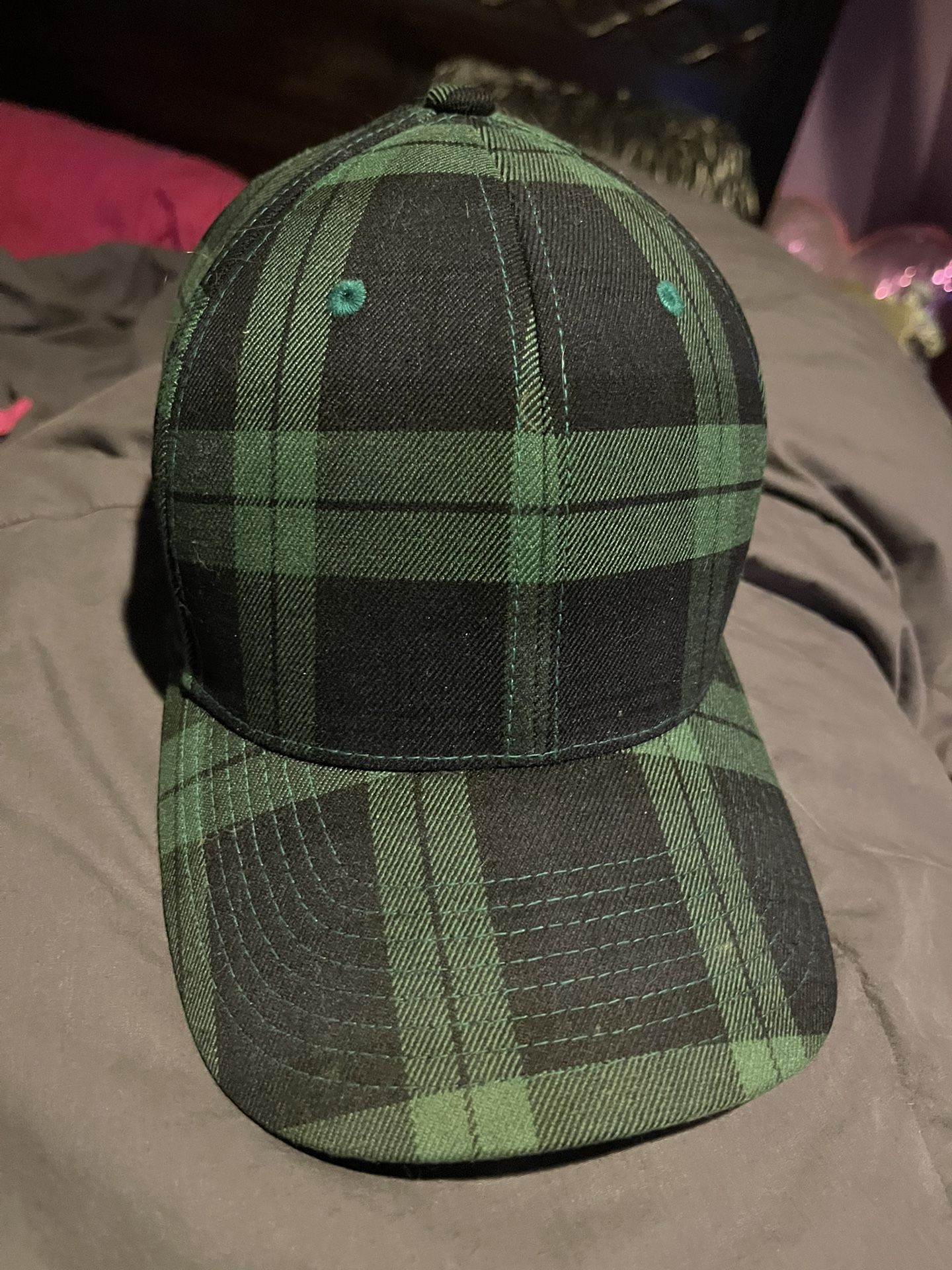 COOL HATS - MEN LOVE HATS ON WOMEN!