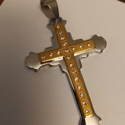 3 D Gold & Crystal Style Cross Pendant 