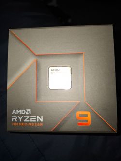 AMD Ryzen 9 7900X 12-Core, 24-Thread Unlocked Desktop Processor