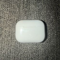 New Apple Airpods/noicecanceling 