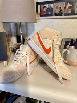 Size 8, Air Jorden Nikes very pretty coloring, pink and white