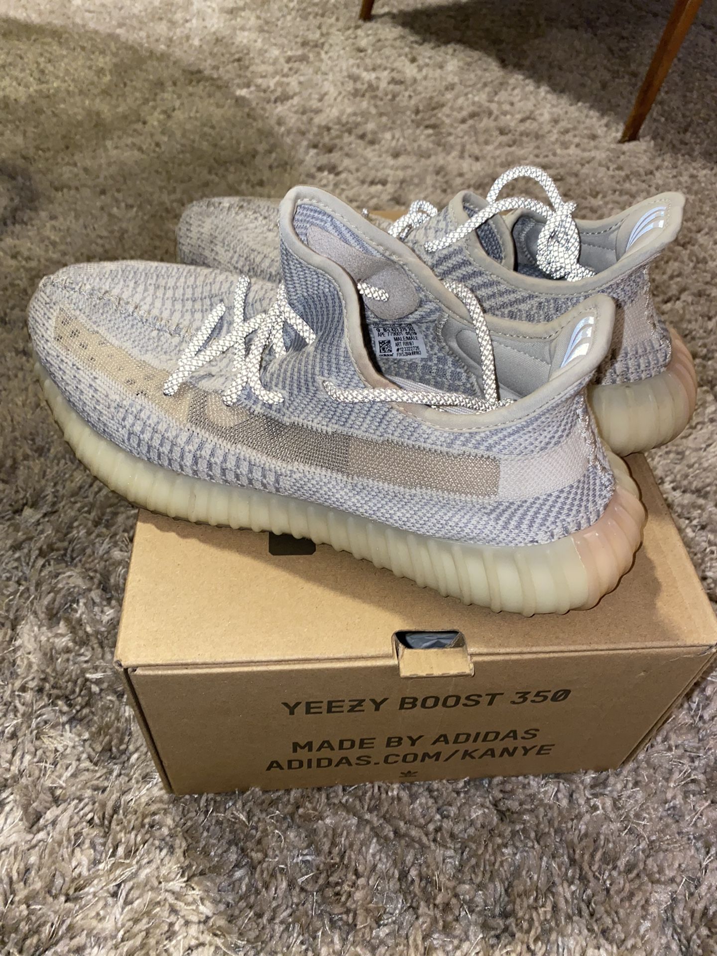 Yeezy Boost 350 V2