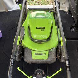 Green Works lawnmower