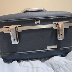 Vtg. American Tourister Train Case