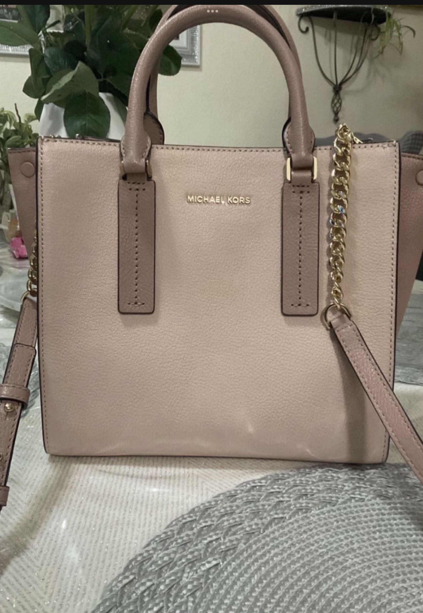 New Michael Kors Purse
