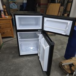 Free Mini Refrigerator 