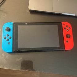Nintendo Switch 