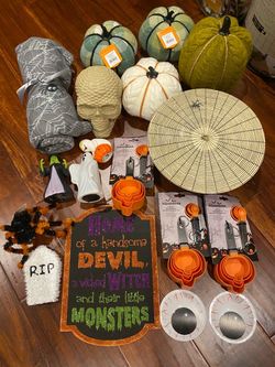 Brand new fall decor-$20 for all. Higley and ray