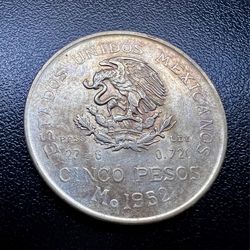 🔥 1952 Mexican Silver 5 Pesos Coin – Hidalgo – Large Vintage Piece 🔥