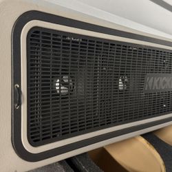 NEW CUSTOM SPEAKER BOX RFB LIGHTS WITH 4 Kicker St 9” MID BASS SPEAKERS AND TWEETERS 
