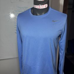 Nike Light Blue Men’s Dri-Fit Legend Long Sleeve Fitness Top Size Large VINTAGE
