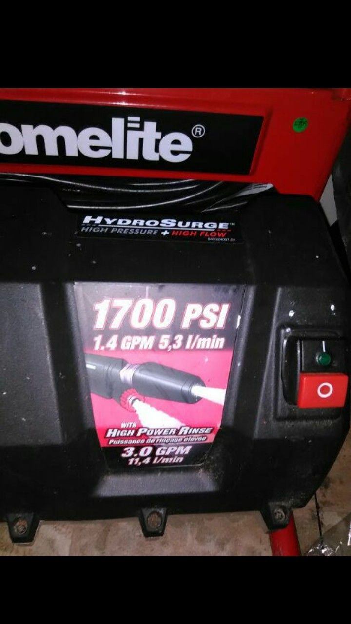 Homelite hydro surge 1700 psi pressure washer for Sale in Oceanside, CA